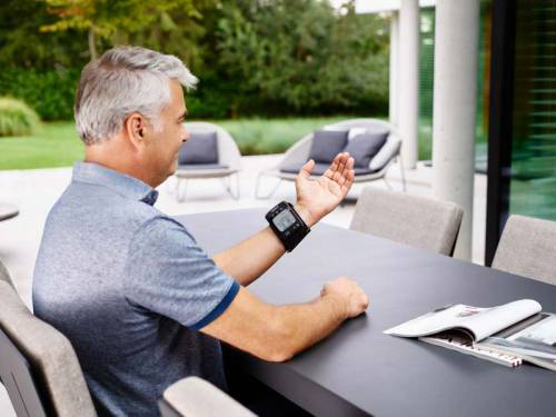 OMRON RS7 Intelli IT - Tensiometru de incheietura, silentios, transfer date Bluetooth, validat clinic [8]
