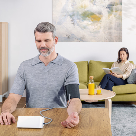 OMRON X3 Comfort AFib, tensiometru pentru braț, validat clinic, manșetă Intelli Wrap (22-42 cm), detectare fibrilație atrială [3]