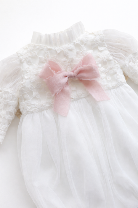 Body botez fetițe „Amelia” – dantelă florală, tull vaporos și panglica roz [3]