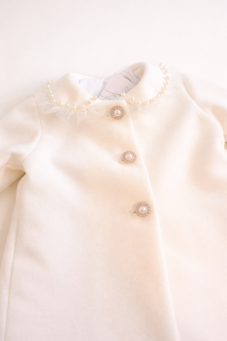 Paltonaș Botez Fetiță din Stofă, Căptușit cu Bumbac – Guler cu Perluțe și Volănașe din Tule, Croi în Formă de A [2]