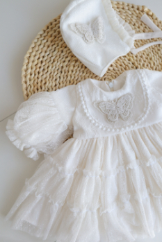 Rochie elegantă pentru botez fetiță din stofă moale, tul și dantelă Chantilly [3]