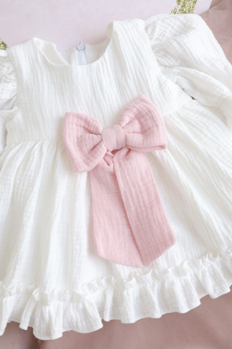 Rochiță botez și ocazie din muselină cu fundiță roz – Little Claire [7]