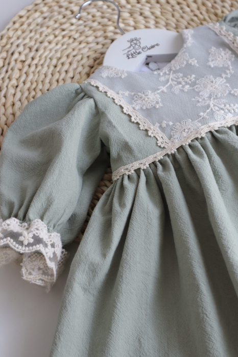 Rochita botez Salvia din materiale premium [5]