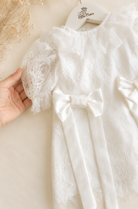 Rochiță Ivory Heirloom din Dantelă Chantilly | Personalizabilă | Little Claire [2]
