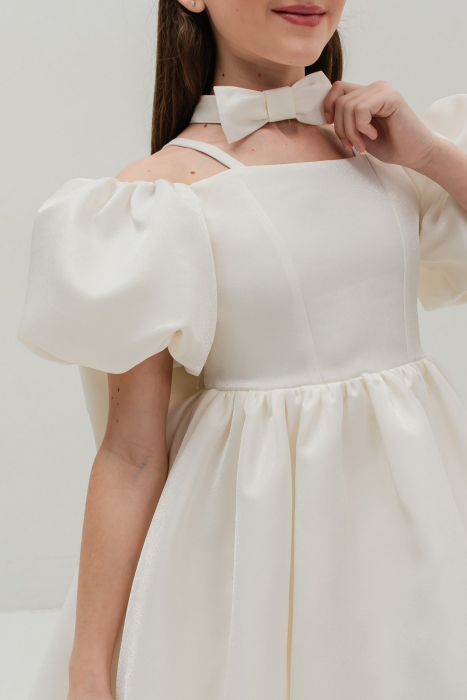 Rochita eleganta fetita alba Elara [2]