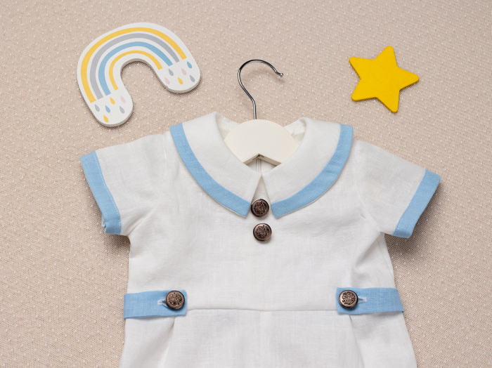 Salopeta botez baietel Henri din in cu detalii clasice baby blue [6]