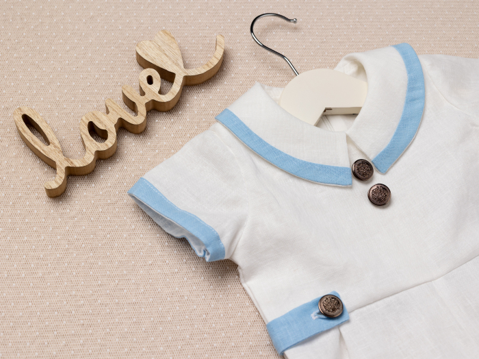 Salopeta botez baietel Henri din in cu detalii clasice baby blue [8]