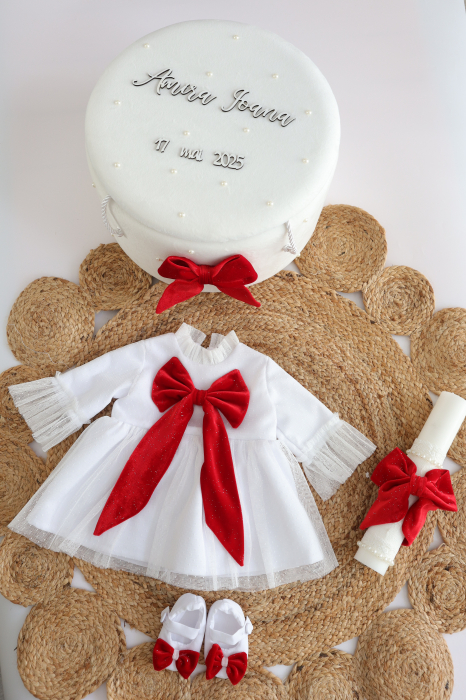 Set botez fetiță „Magic” – trusou complet din muselină personalizat, cufăr și lumânare [3]