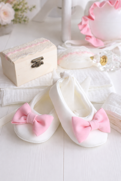 Set Botez Fetiță Personalizat Premium cu Rochiță și Trusou din Muselină – LittleClaire [10]
