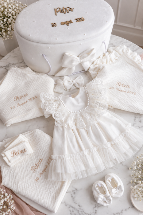 Set botez Lace Heirloom – eleganță delicată pentru o zi de poveste [9]