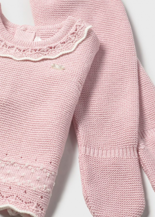 Set cadou bebelus pulover, pantalonasi cu botosei si caciulita roz [5]