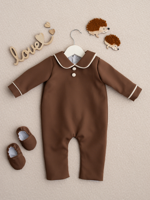 Set complet botez baietel: trusou muselina, cufar elegant , lumanare decorata si salopeta [9]