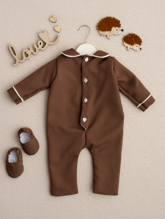 Set complet botez baietel: trusou muselina, cufar elegant , lumanare decorata si salopeta [8]