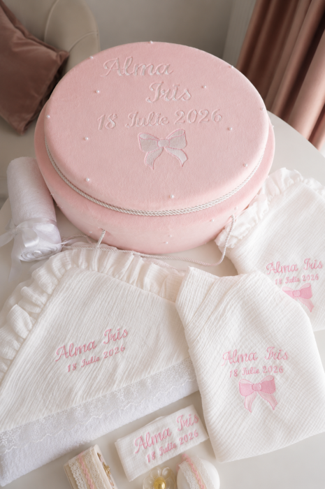 Set de botez Magnolia – Delicatețe într-o nuanță piersicuta [17]