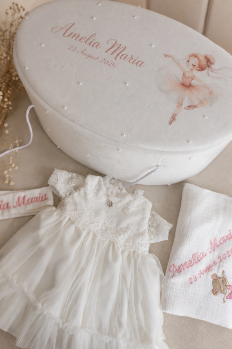 Trusou Botez Fetiță Balerină Personalizat – Muselină, Dantelă Roz și Cufăr [2]