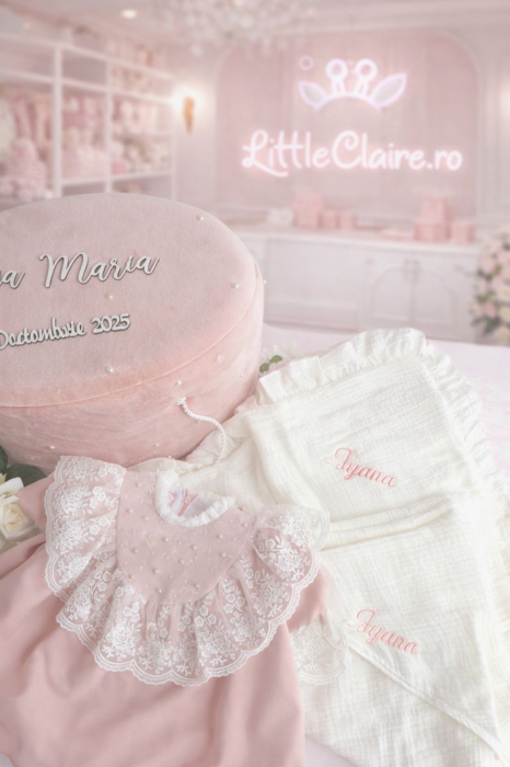 Set de botez Margot – delicatețe și rafinament pentru un moment unic [4]