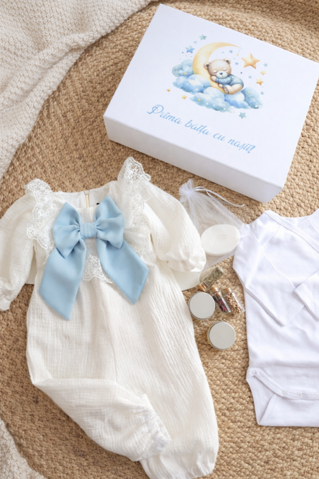 Set prima baita cu nasii - salopeta eleganta cu funda, cutie personalizabila, recipiente si body [2]