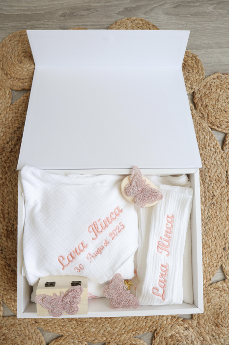 Trusou botez fetita personalizat Fluturasi [2]