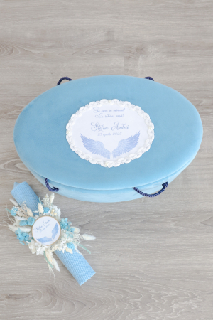 SETURI BOTEZ BAIETEI - Aripi de Înger – Set Botez Personalizat Băiețel trusou si lumanare