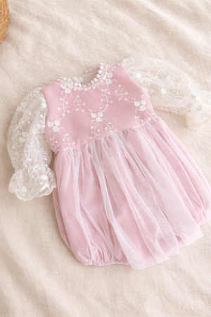 ROCHITE BOTEZ FETITE - Body sedinta foto Sofia