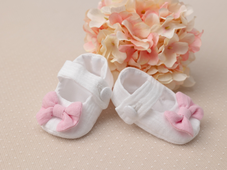 BOTOSEI SI PANTOFIORI - Botosei muselina bebe fetita Maya