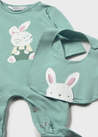PENTRU BAIETEI - Costumas iepuras Mayoral salopeta si bavetica