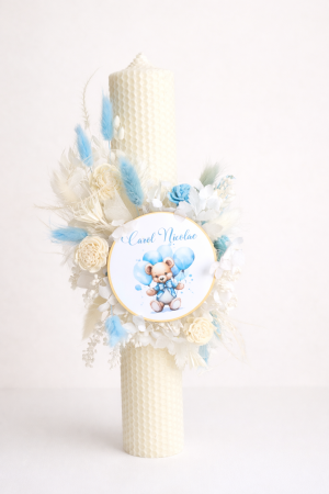 Lumanari botez baietei - Lumanare cu flori artificiale si disc personalizat ursulet cu baloane