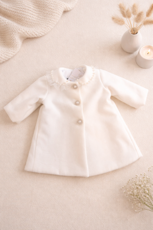 PALTONASE BOTEZ - Paltonaș Botez Fetiță din Stofă, Căptușit cu Bumbac – Guler cu Perluțe și Volănașe din Tule, Croi în Formă de A