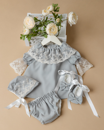 ROCHITE BOTEZ FETITE - Rochita botez fetite Elsia by LittleClaire