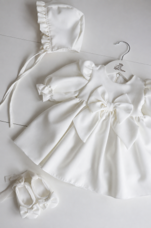 ROCHITE BOTEZ FETITE - Rochiță de botez Ivory Evelyn– eleganță atemporală, exclusiv Little Claire