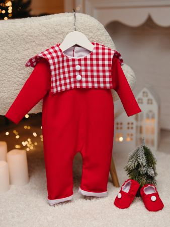 CRACIUN BAIETEL - Salopetica Nicholas – farmecul Crăciunului în miniatură