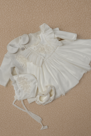 Set botez cu trusou, rochiță și paltonaș – model Angelique [3]