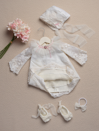 Set botez fetiță – Trusou personalizat & rochiță Isadora- Little Claire [10]