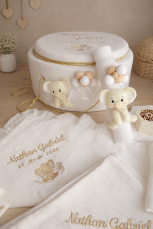 TRUSOURI BOTEZ BAIETEI - Trusou baietel tematica elefant , continut muselina certificata OEKO-TEX