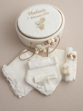 SETURI BOTEZ BAIETEI - Trusou botez baietel nuante crem- Teddy bear, set cu lumanre