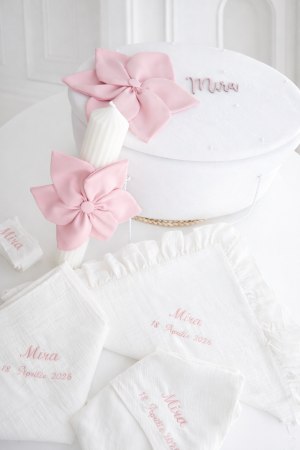 SETURI BOTEZ FETITE - Trusou botez fetita Pastel Blossom , continut muselina certificat OEKO TEX, personalizare inclusa