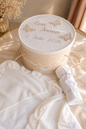 TRUSOURI BOTEZ FETITE - Trusou complet 7 piese , cufar macadamia, personalizare inclusa