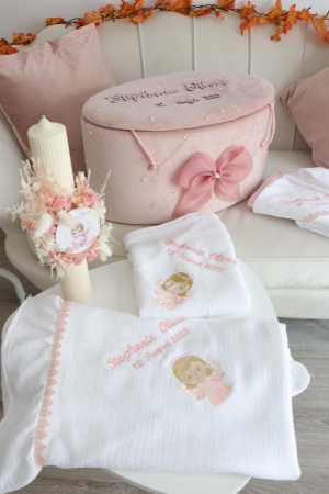 Trusou de botez personalizat cu cufăr și set complet din muselină certificata OEKO-TEX [1]