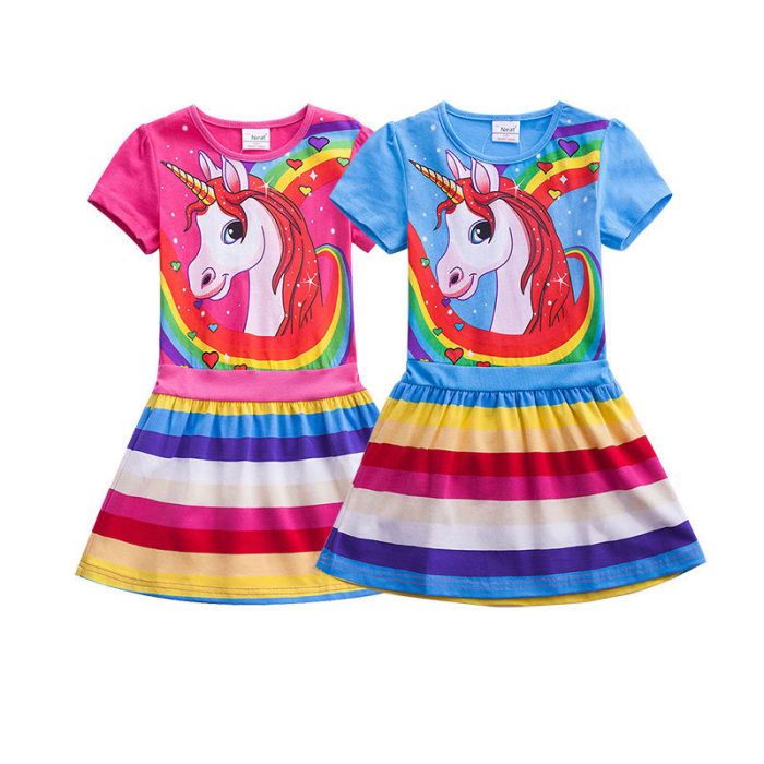 rochie-fucsia-cu-maneca-scurta-unicorn-si-curcubeu.jpg [2]