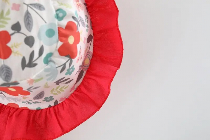 rochie-rosie-cu-floricele-si-palarie-asortata.jpg [4]