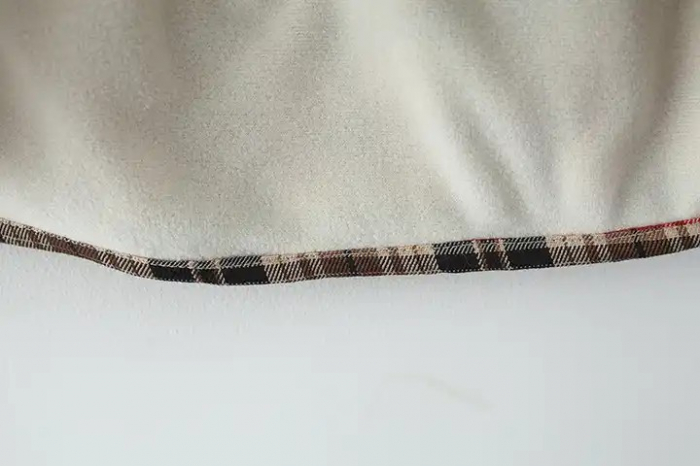 Rochie cu carouri, guler si fundita [2]