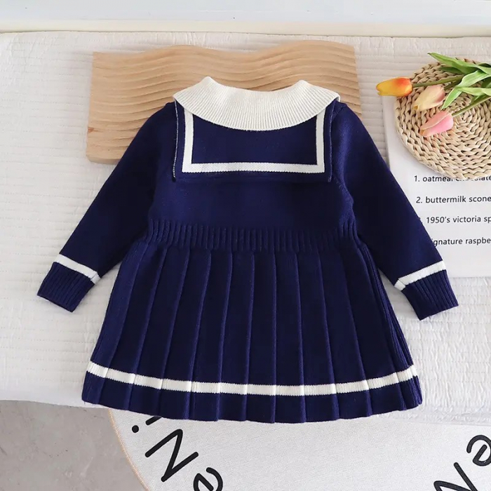 Rochie bleumarin din pulover model parizian cu guler si nasturi [2]