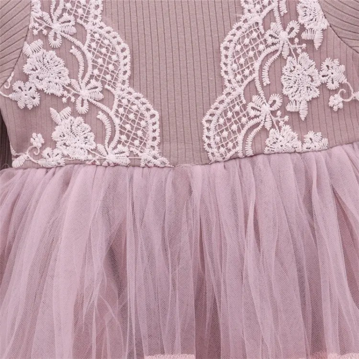 Rochie roz cu broderie aplicata si tulle [3]