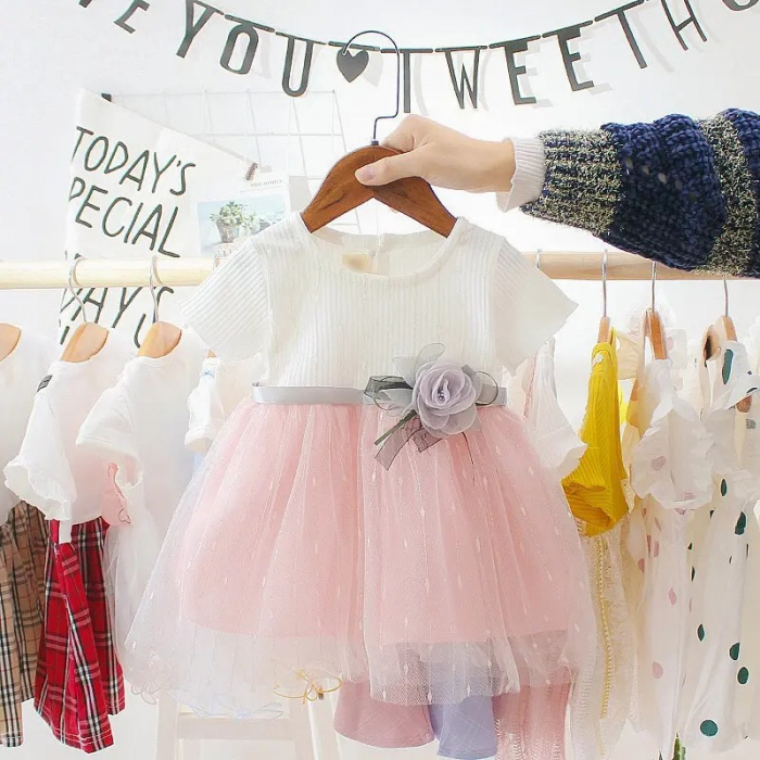 Rochie alba de botez cu trandafir in talie si tulle [2]