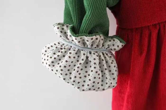 Rochie de catifea raiata rosie cu verde cu urechi de iepuras [5]