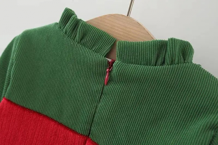 Rochie de catifea raiata rosie cu verde cu urechi de iepuras [2]