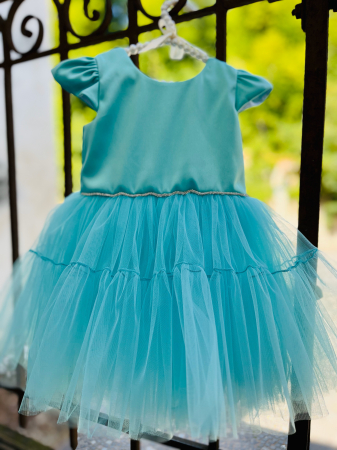 Rochie de ocazie verde smarald cu fusta din tulle [3]