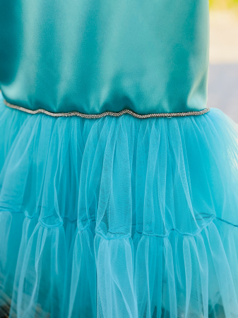 Rochie de ocazie verde smarald cu fusta din tulle [2]