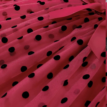 Rochie rosie cu buline, tulle si fundita in talie [3]