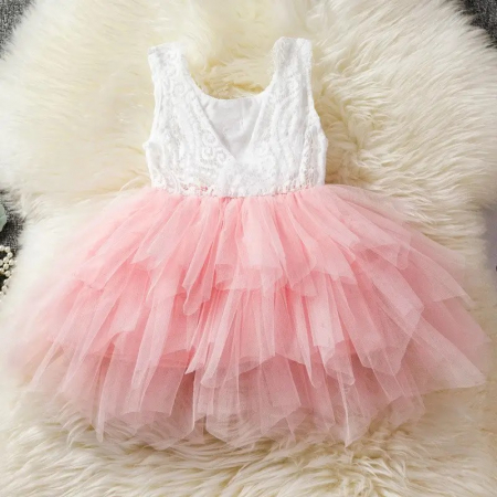Rochie cu aplicatii albe si tulle roz [1]